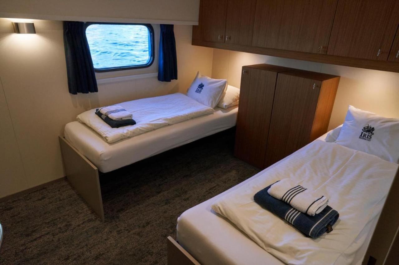 Hotelboat Iris Хронинген Екстериор снимка