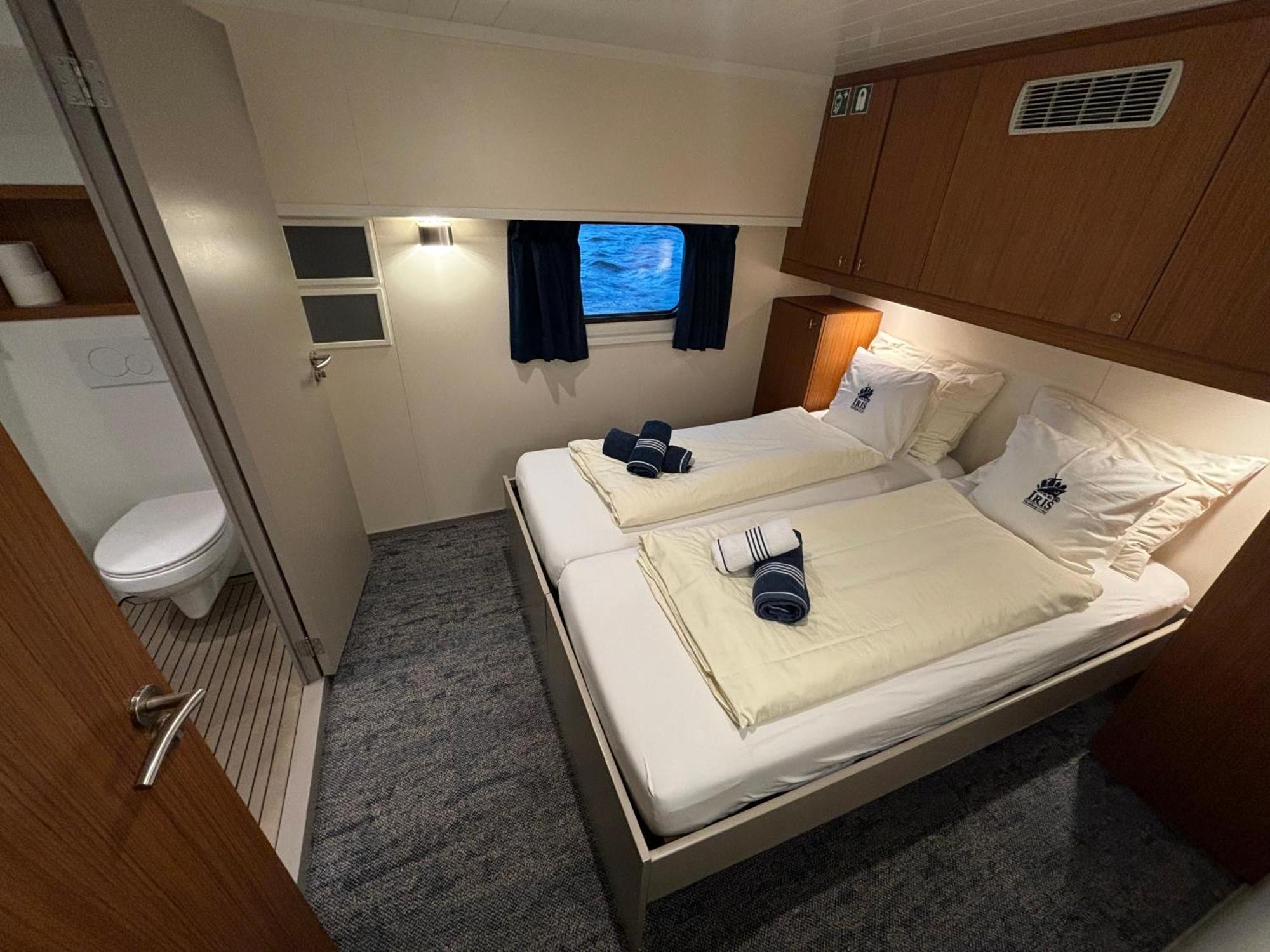 Hotelboat Iris Хронинген Екстериор снимка